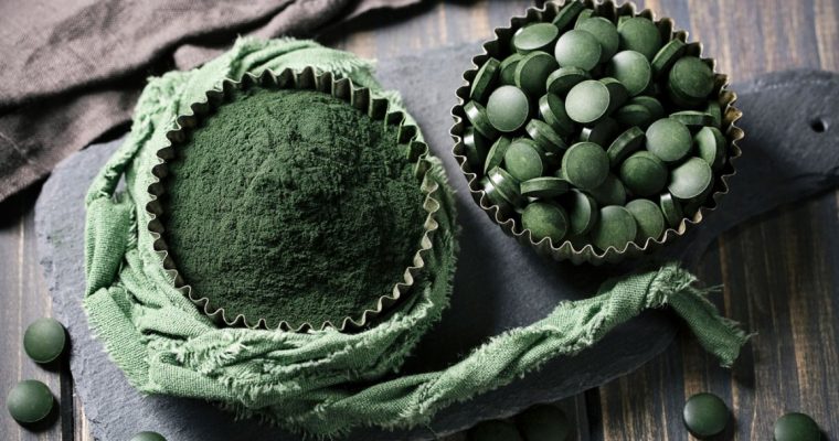 10 Përfitimet e Provuara të Spirulinës