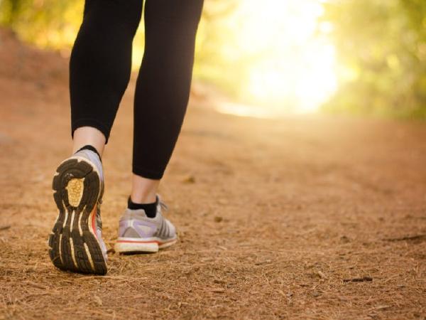 Humbni Peshë duke Ecur